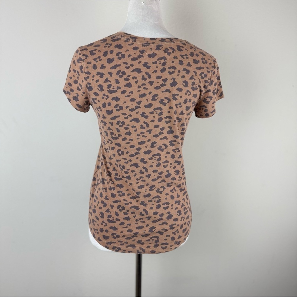 Abercrombie & Fitch Women’s Brown Leopard Print Short Sleeve Tee Size M - Picture 4 of 10